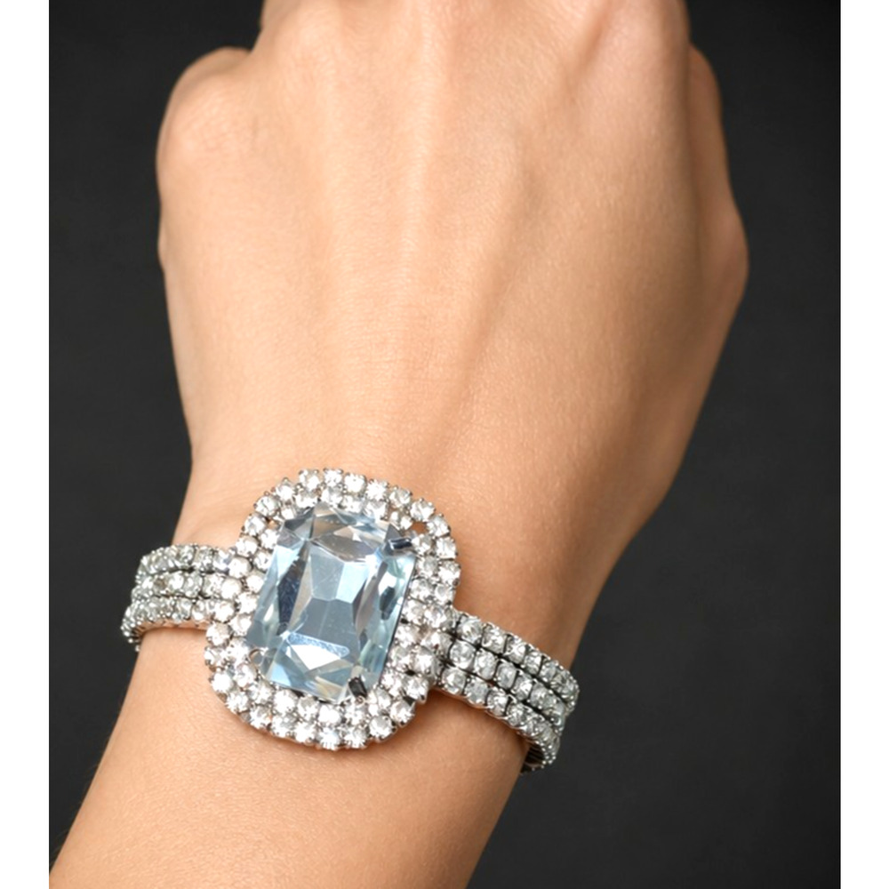 Vintage White Cuff Bracelet Radiant Square Rhinestone Silver Tone Statement TN23